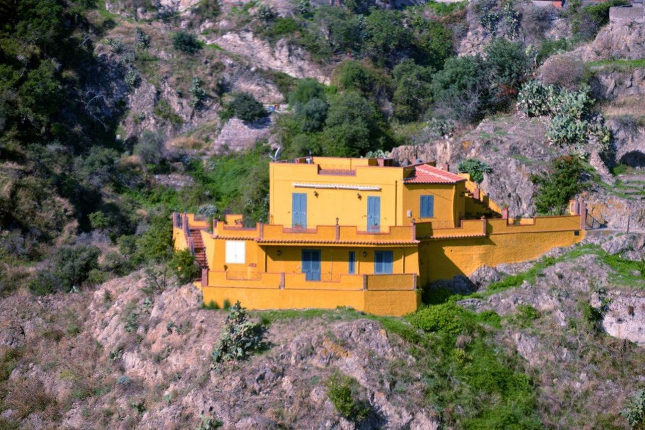 Marachia Apartment Savoca Exterior foto